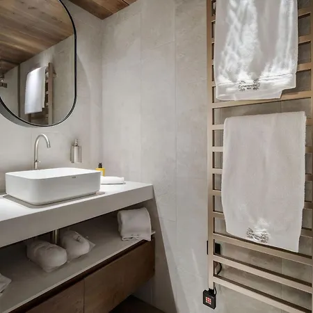 De Gamme Avec Acces A L'espace Bien-etre A 1850 - Fr-1-830-2 * Courchevel